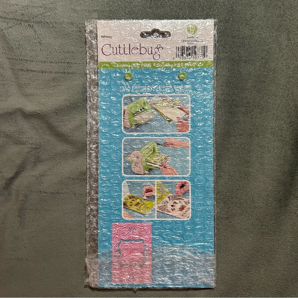 Cuttlebug A2 Embossing Plus WHIMSY - Picture 3 of 4
